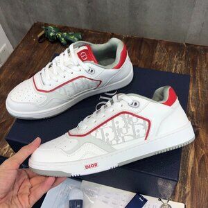 Dior B27 low